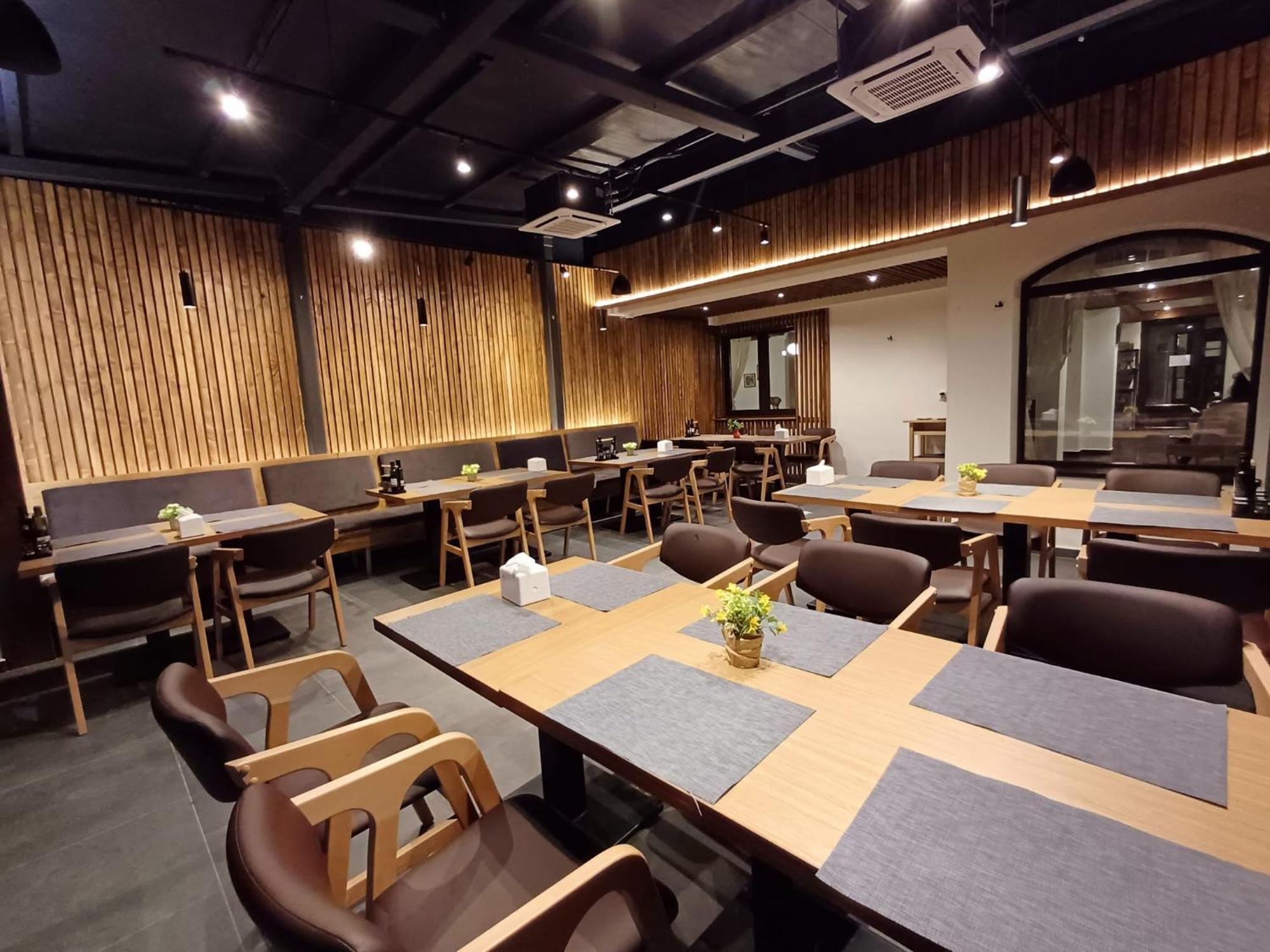 Pensiune & Restaurant Victoria Păltiniş Extérieur photo
