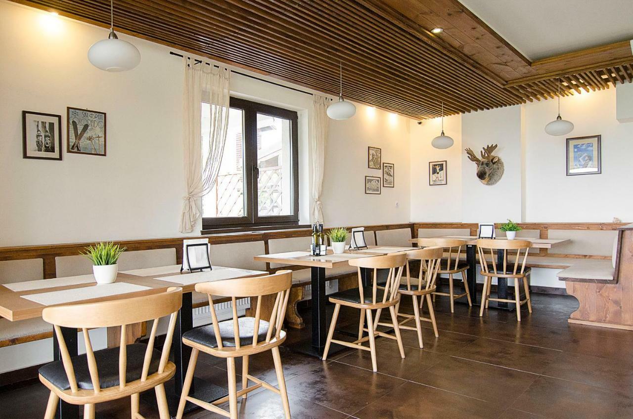 Pensiune & Restaurant Victoria Păltiniş Extérieur photo
